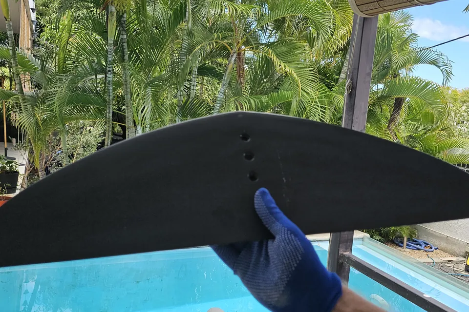 Repaired carbon front wing and stabilizer after surface finishing