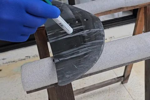 Marking the centerline on a scratched stabilizer